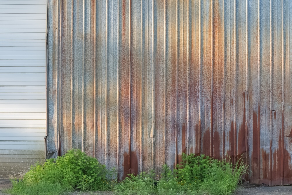 Why Garage Doors Rust Faster in Gulfport - ace garage door llc