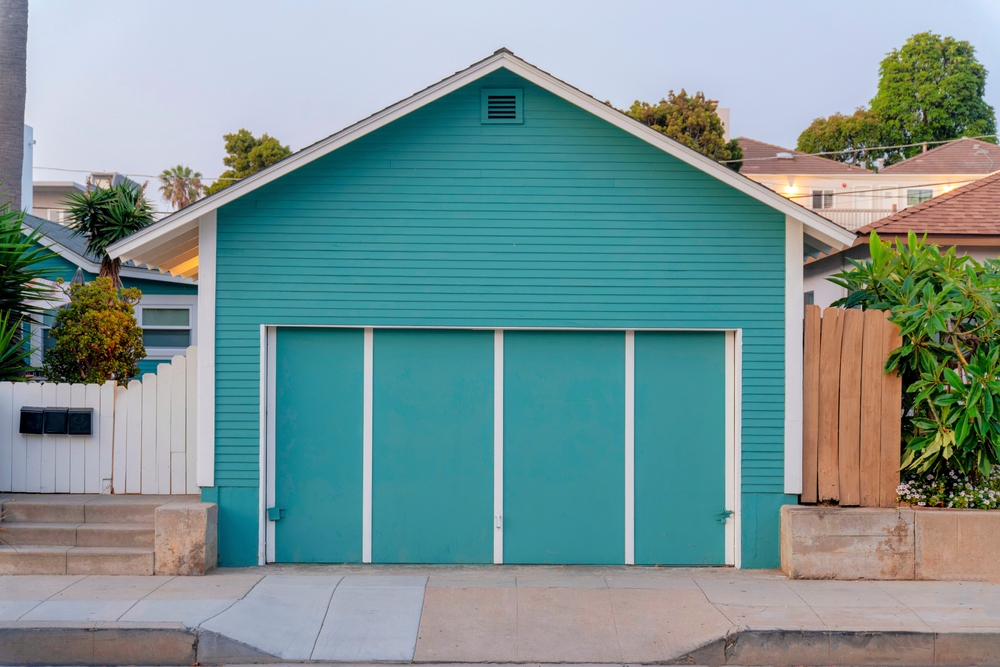 folding garage doors in gulfport - ace garage door